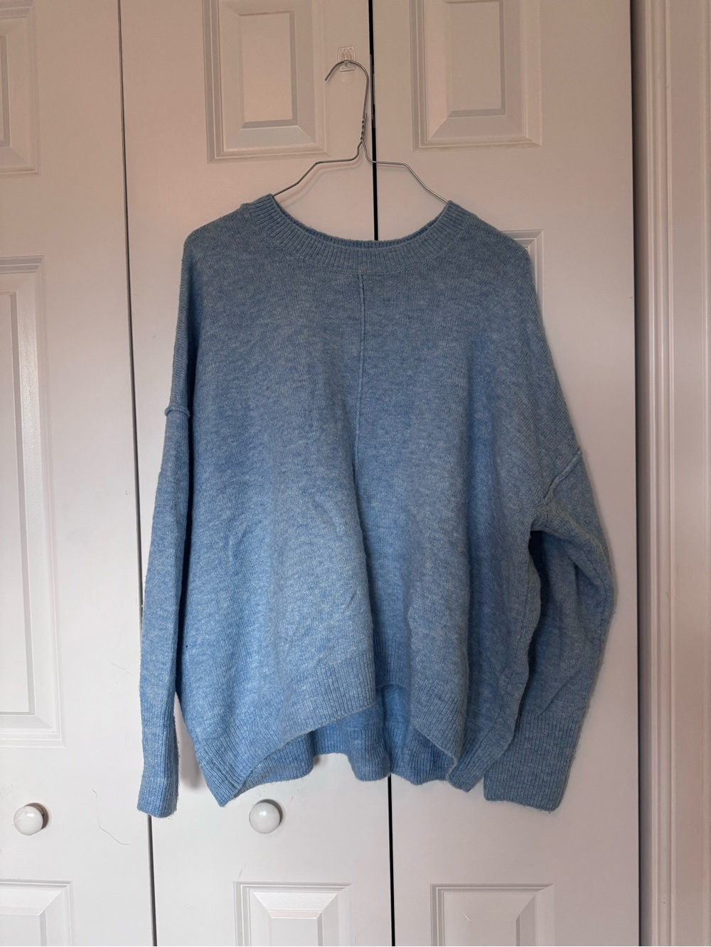 Vince Camuto womens Light Blue Crewneck Pullover